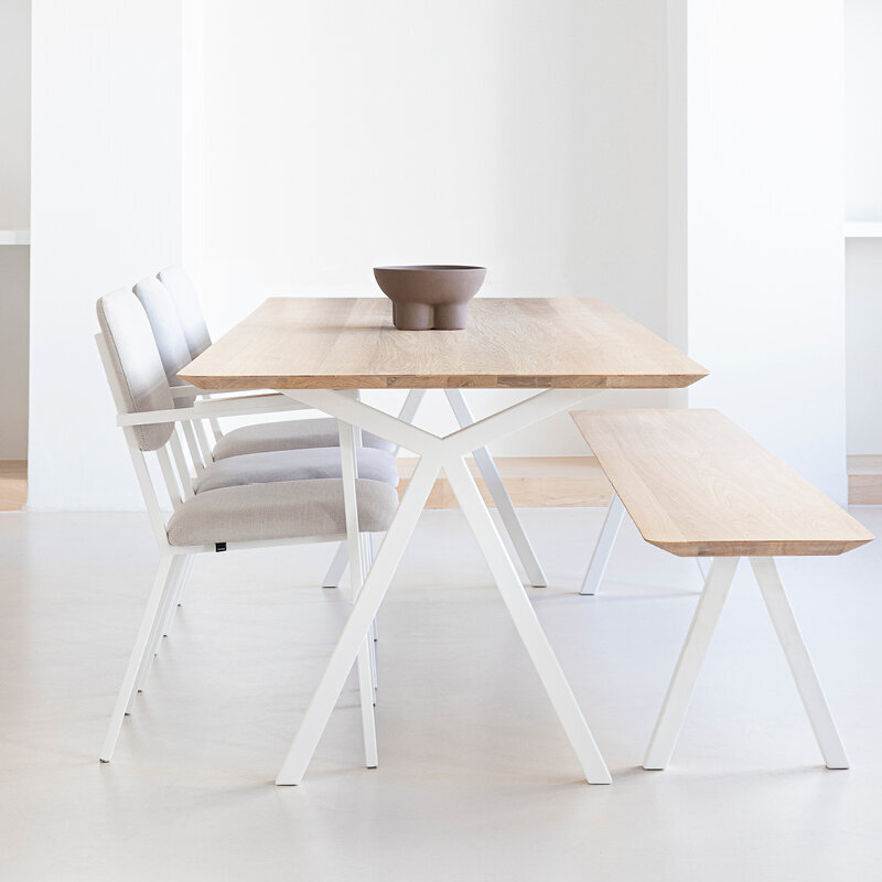 Design Dining Bench | Slim X-type Bench Steel black powdercoating | Walnut naturel lacquer | Studio HENK | 