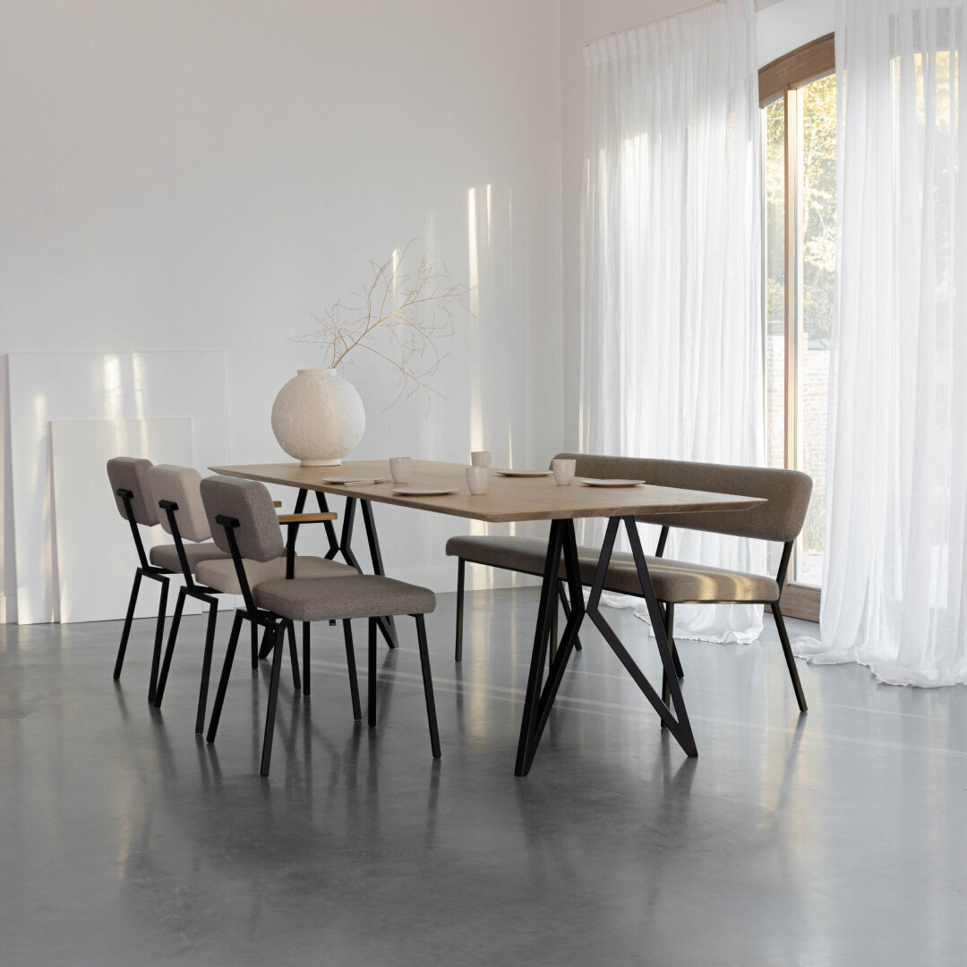 Rectangular Design dining table | Butterfly Steel black powdercoating | Walnut naturel lacquer | Studio HENK | 