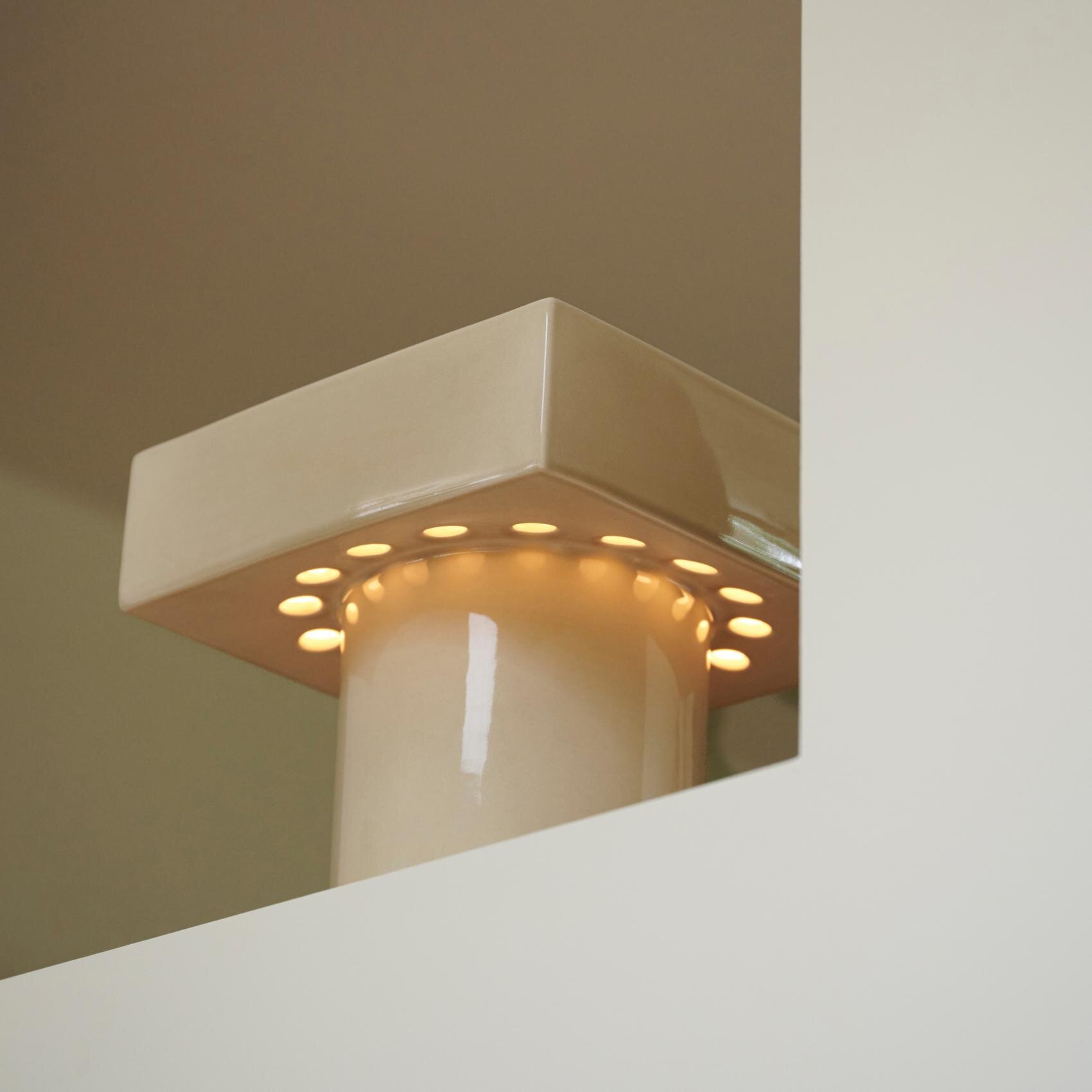 Design lighting | Display table lamp | Studio HENK | 
