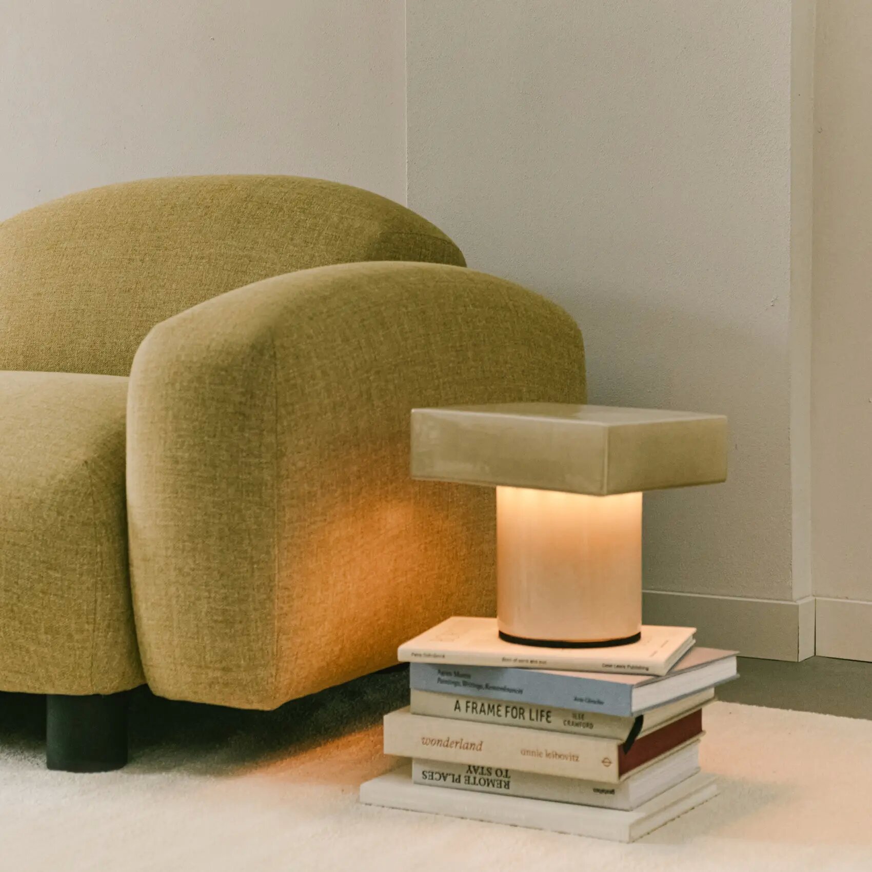 Design lighting | Display table lamp | Studio HENK | 