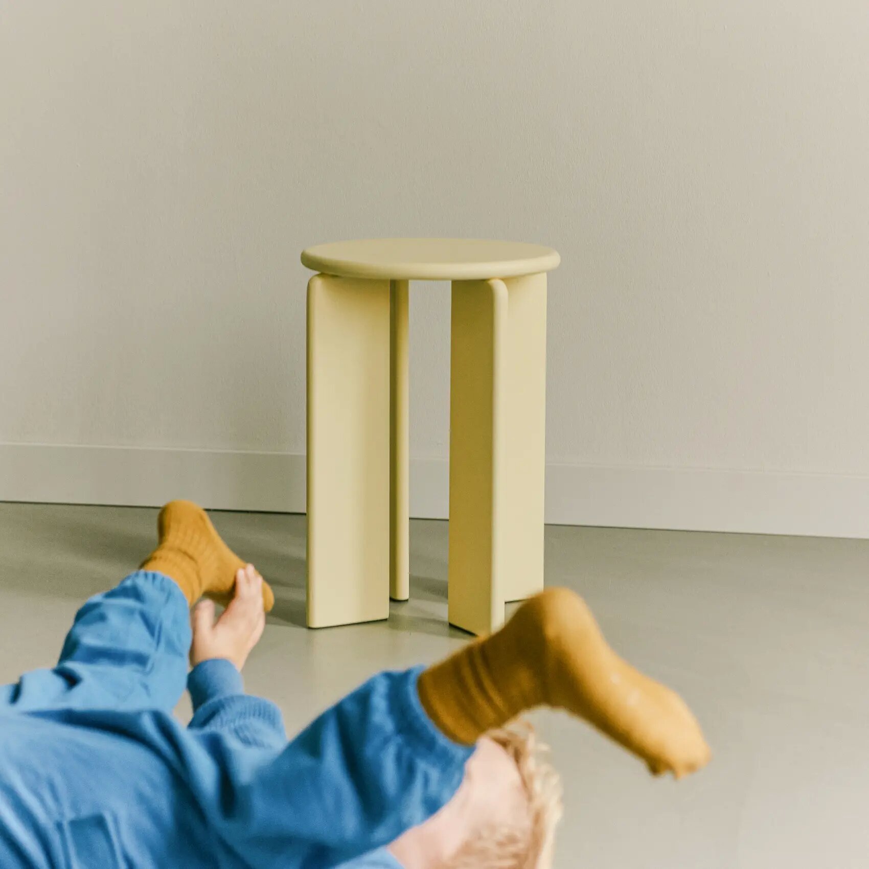 Design Coffee Table | Soft Coffee Table 32 Oak green lacquer | Oak green lacquer | Studio HENK | 