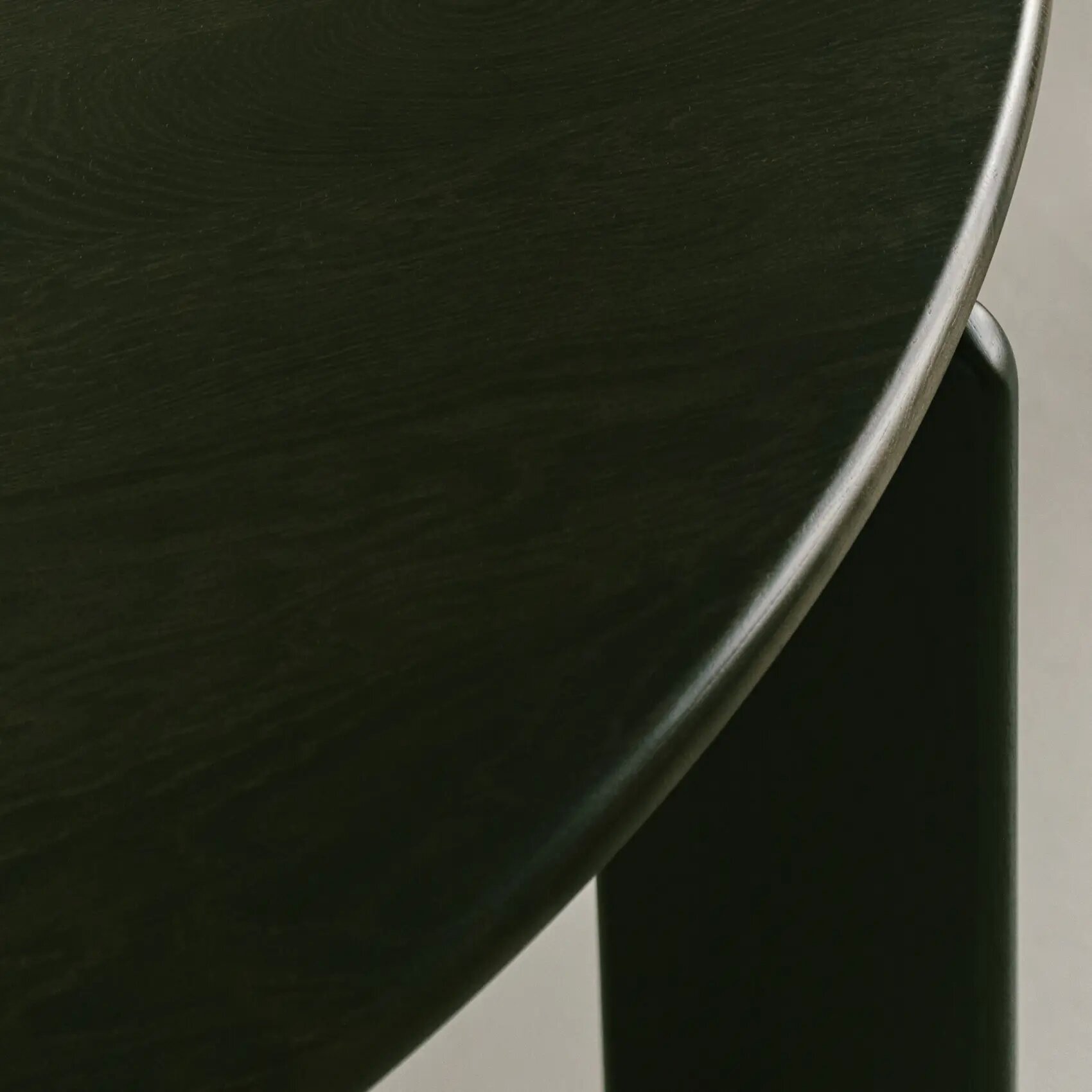 Design Coffee Table | Soft Coffee Table 32 Oak green lacquer | Oak green lacquer | Studio HENK | 