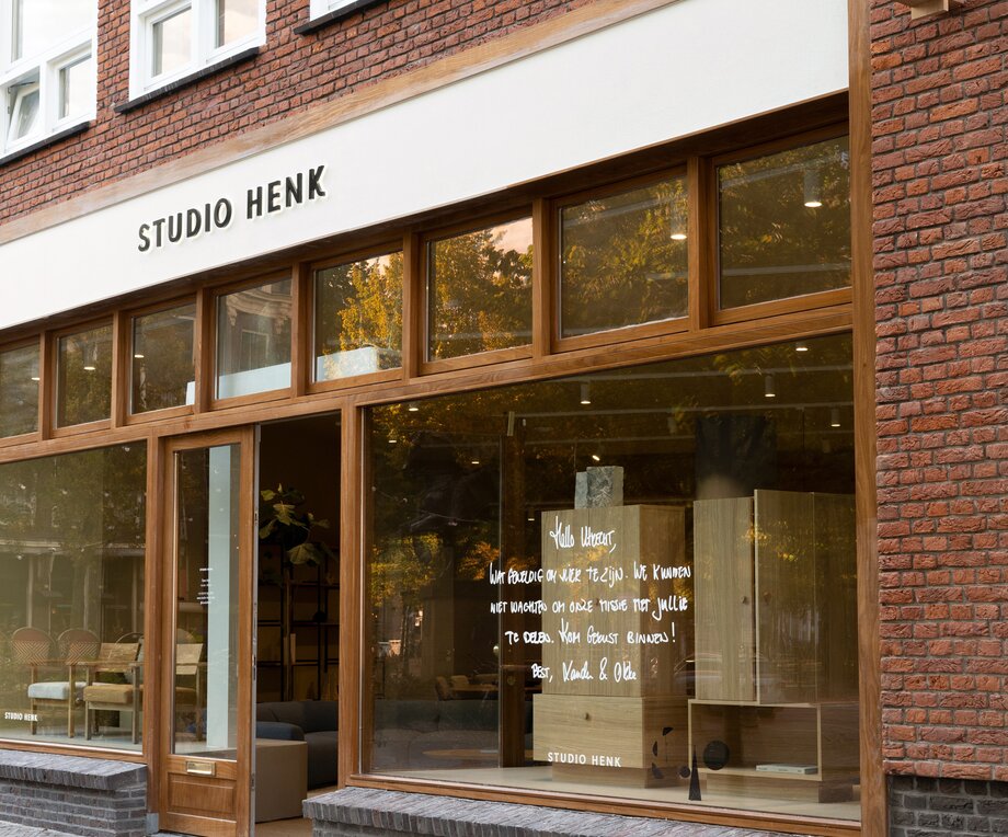 Store Image