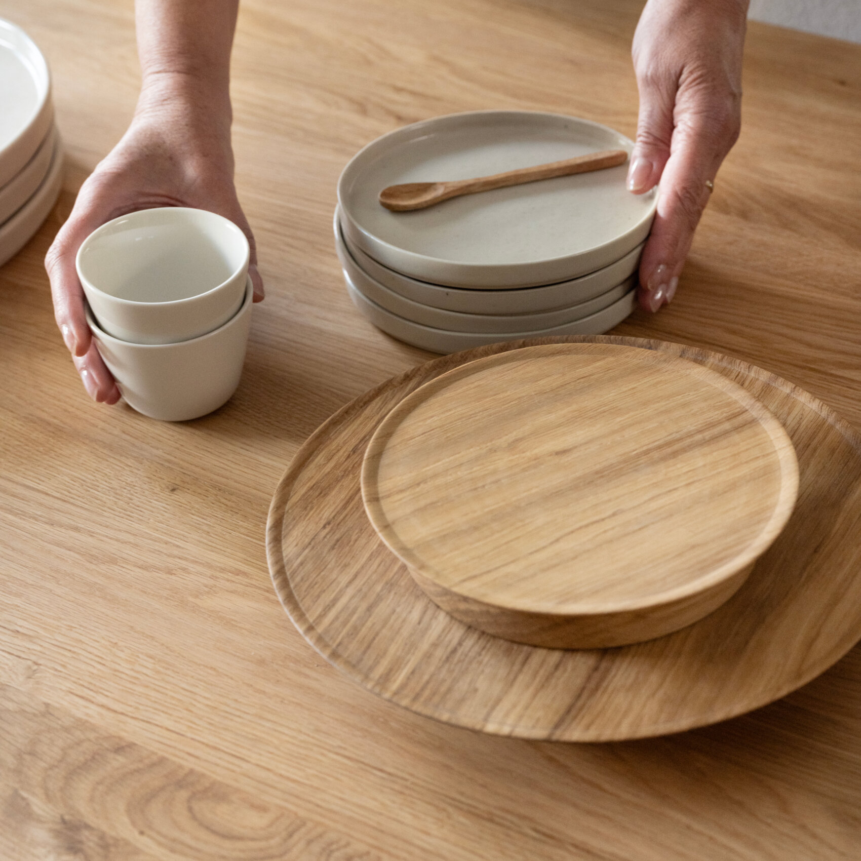 Rectangular Design dining table | Paste Dining Table Walnut naturel lacquer | Walnut naturel lacquer | Studio HENK | 