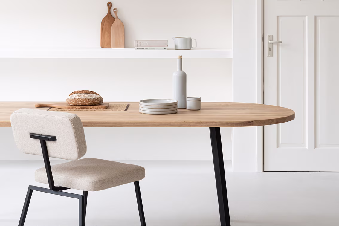 Illustrative image for ‘5 steps to customising your ideal dining table`