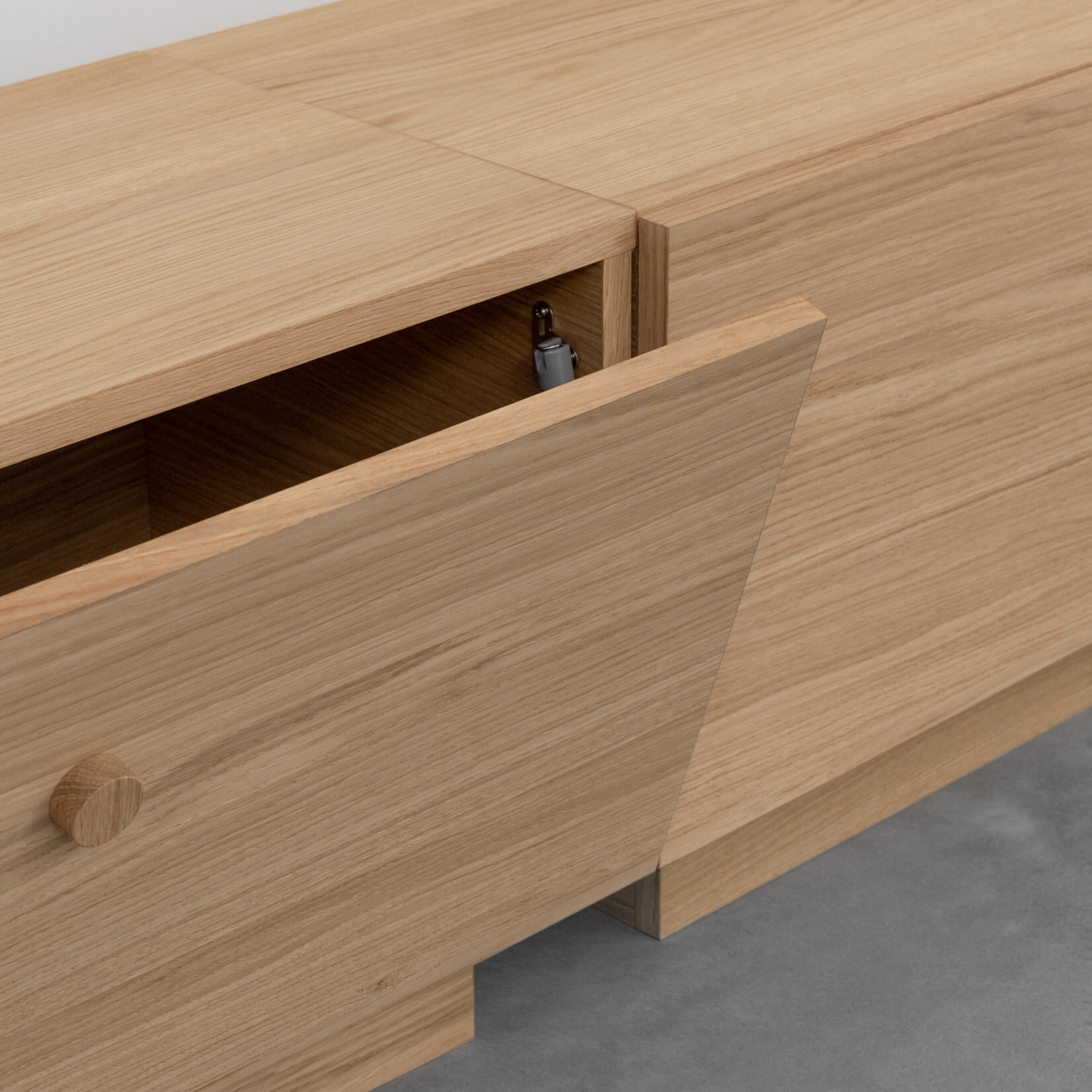 Design cabinet | TV Cabinet Medium | Studio HENK | 