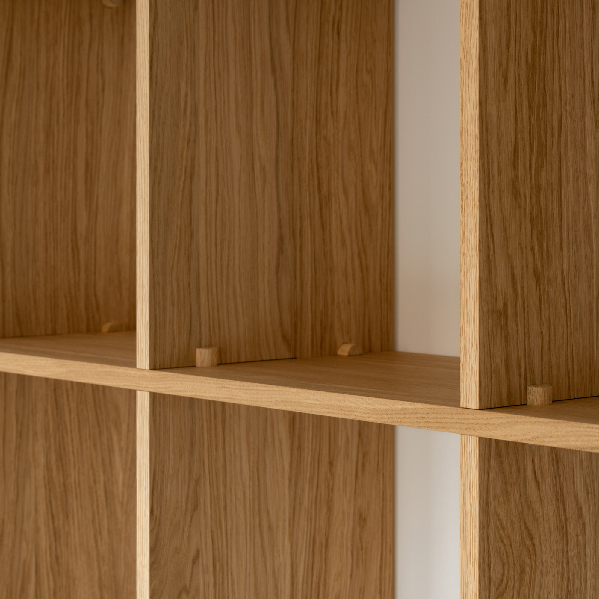 Designer cabinet | Column Cabinet 23 Oak natural light | Studio HENK | 