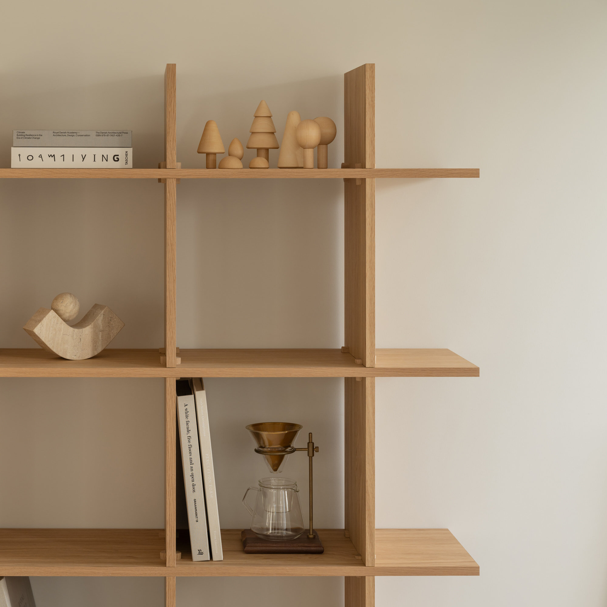 Designer cabinet | Column Cabinet 34 Oak natural light | Studio HENK | 