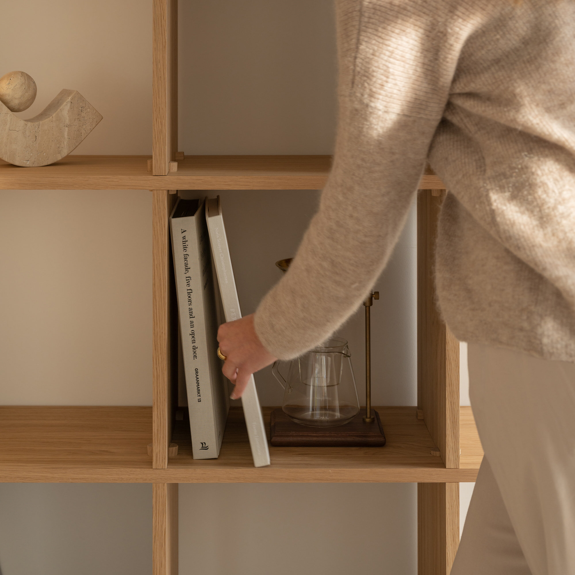 Designer cabinet | Column Cabinet 66 Oak natural light | Studio HENK | 